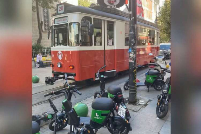 Kadıköy'de skuter isyanı! Skuterlar 'yaya hakkı' için toplanıyor