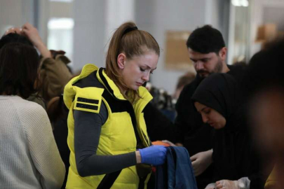 İstanbul'da sanatçılar Büyükşehir'in yardım seferberliğine katıldı