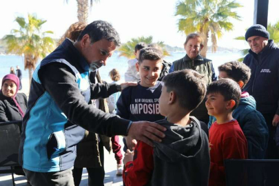 Afet bölgesi dönüşünde Bodrum'da depremzedeleri ziyaret etti