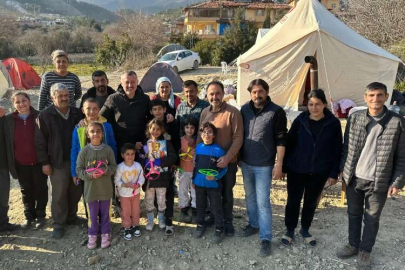 Başkan Büyükakın, Antakyalı çocukları sevindirdi