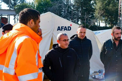 Kütahya Belediye Başkanı deprem bölgesinde