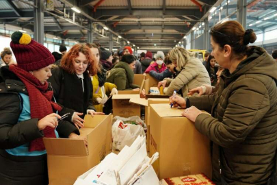 Beylikdüzü'nün gönülü ordusu dayanışma köprüsü kurdu