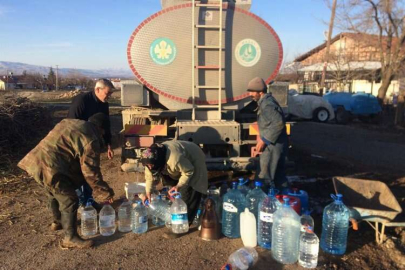 Malatya'da depremzedelere Manisa'dan temiz su desteği