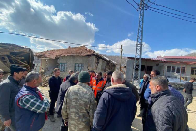 Malatya'da 5,6'lık deprem! Yıkılan binalar var!