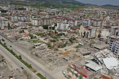 Acı tablo değişti! Depremlerde 5 bin kişinin yakınları tespit edilemedi